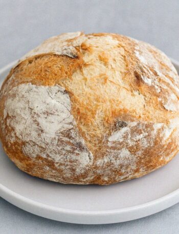 Domáci chlieb z teplovzdušnej fritézy: Rýchly a chutný recept