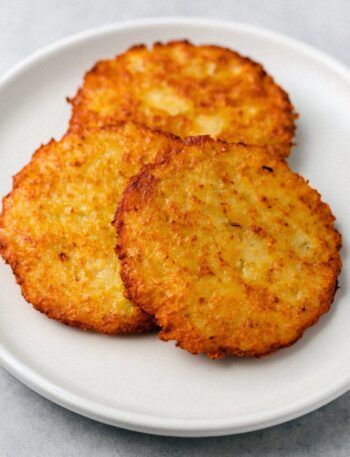 Indické zemiakové placky (Sabudana vada) v teplovzdušnej fritéze