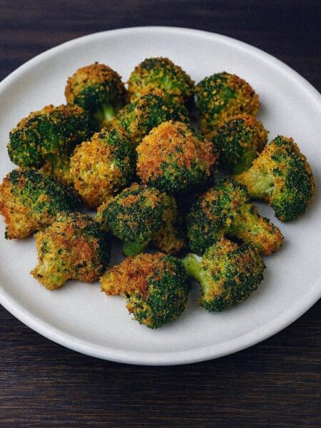 Brokolicové kúsky s parmezánom v teplovzdušnej fritéze / rúre