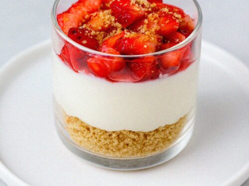 Nepečený Cheesecake do pohára s jahodami