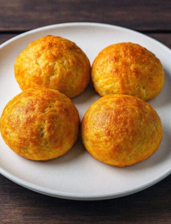 Žemličky s cottage cheese v teplovzdušnej fritéze / rúre